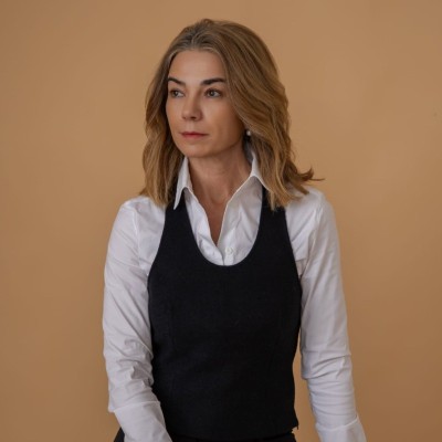 Olivia Partida abogada